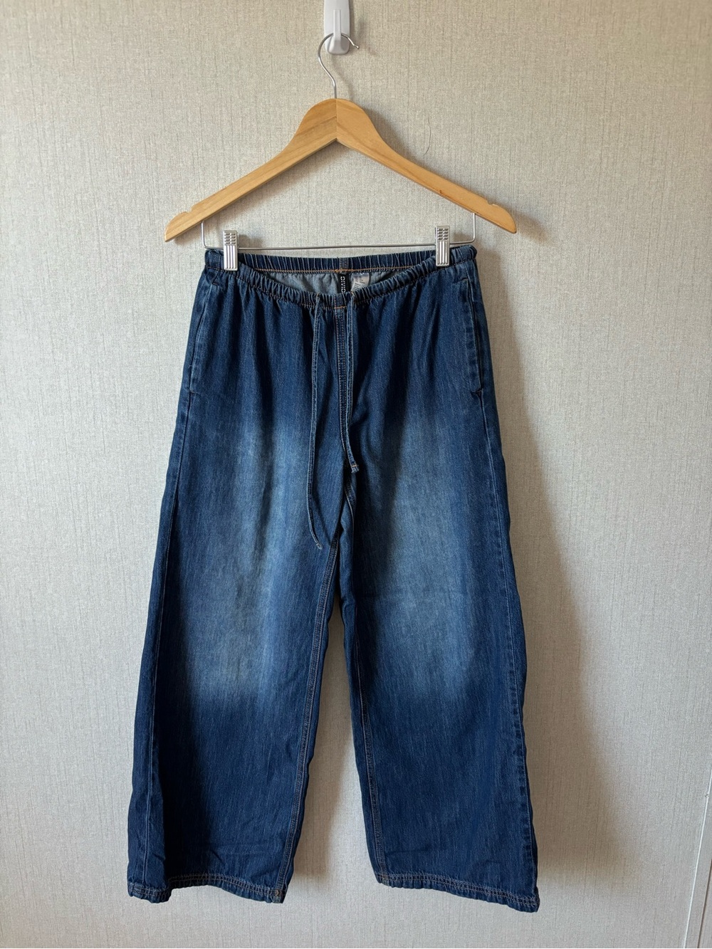 H&M Women's Wide Leg Drawstring Jeans in Dark Blue